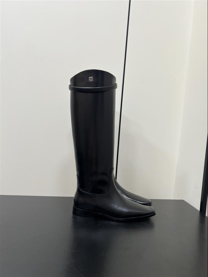 20251128174315707 580